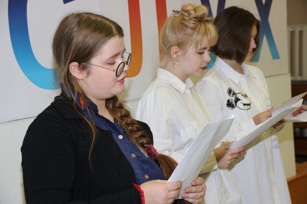 читают школа 12-2.JPG